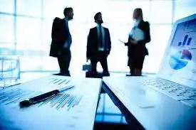 شرکت های مالی تجاری